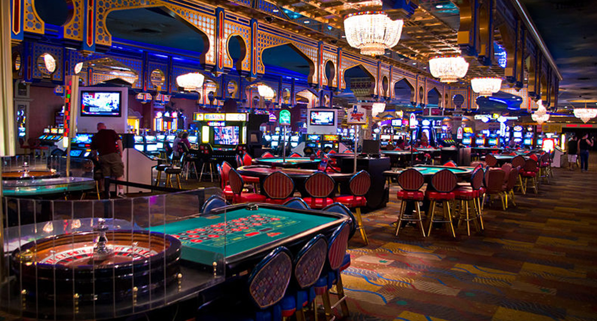 Slot machine piggy bank Slot machine piggy bank